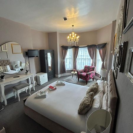 The Lyndhurst Guest House Great Yarmouth Eksteriør bilde