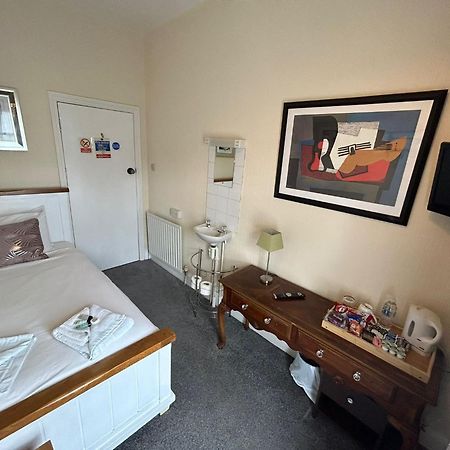 The Lyndhurst Guest House Great Yarmouth Eksteriør bilde