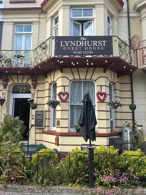 The Lyndhurst Guest House Great Yarmouth Eksteriør bilde