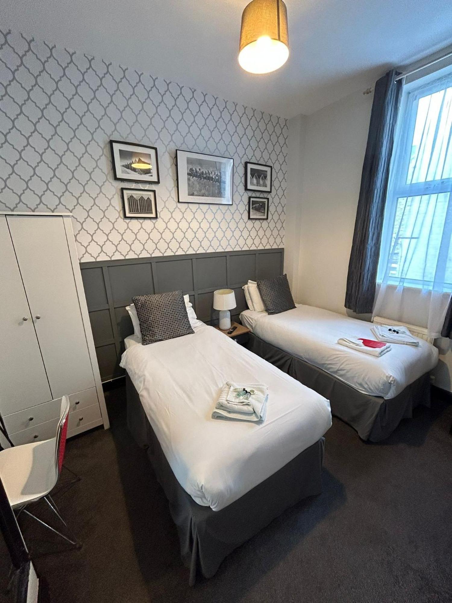 The Lyndhurst Guest House Great Yarmouth Eksteriør bilde