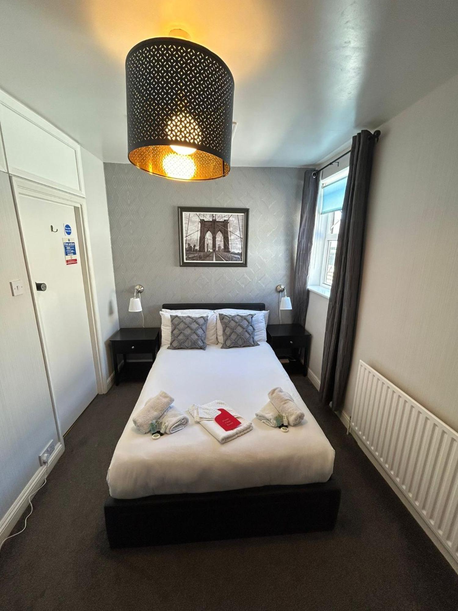 The Lyndhurst Guest House Great Yarmouth Eksteriør bilde