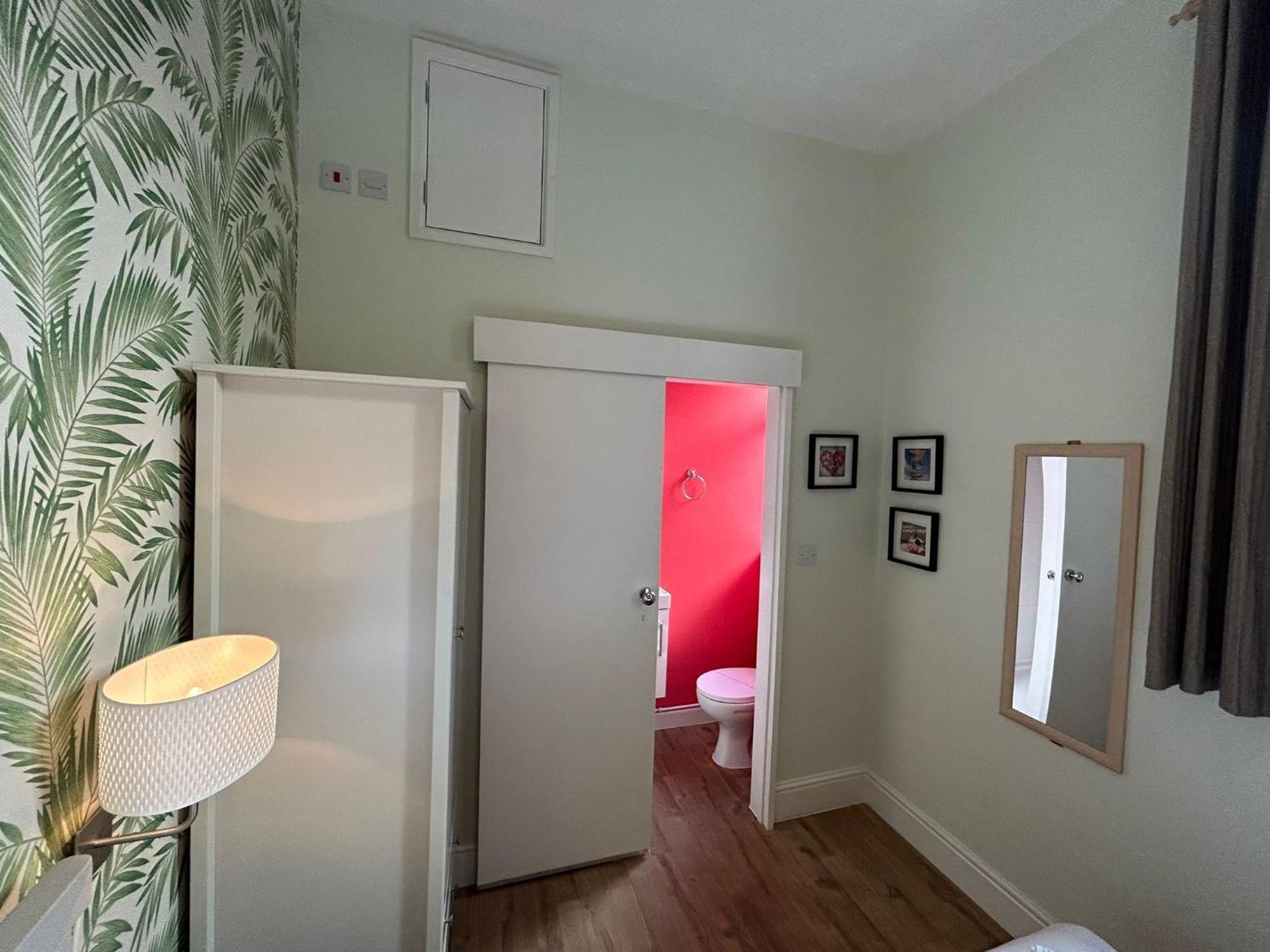 The Lyndhurst Guest House Great Yarmouth Eksteriør bilde