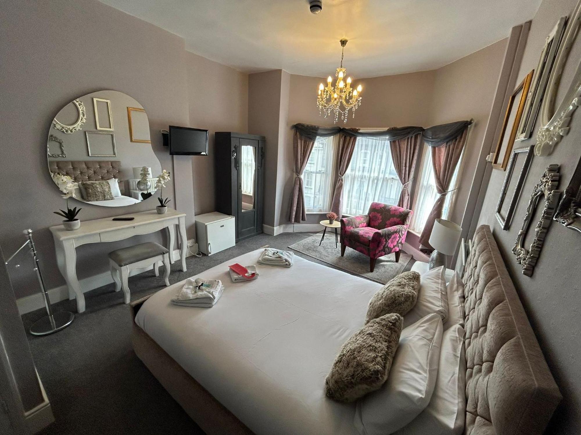 The Lyndhurst Guest House Great Yarmouth Rom bilde